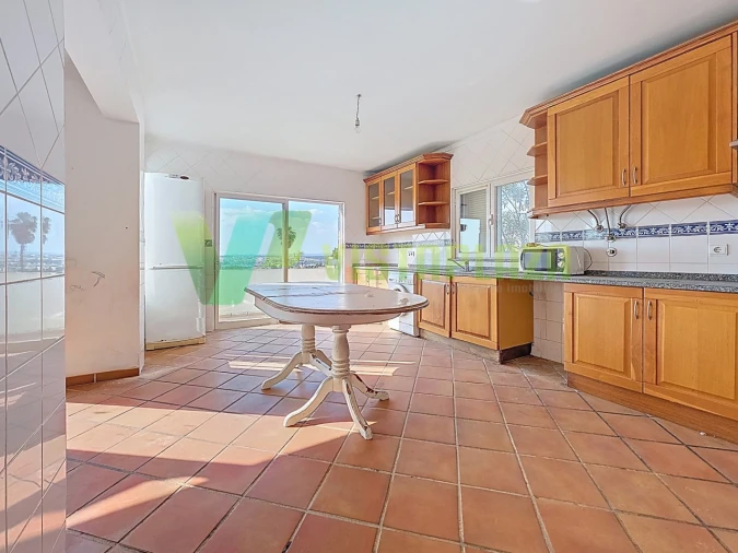 Moradia T5 para Venda em Estômbar e Parchal Foto 23