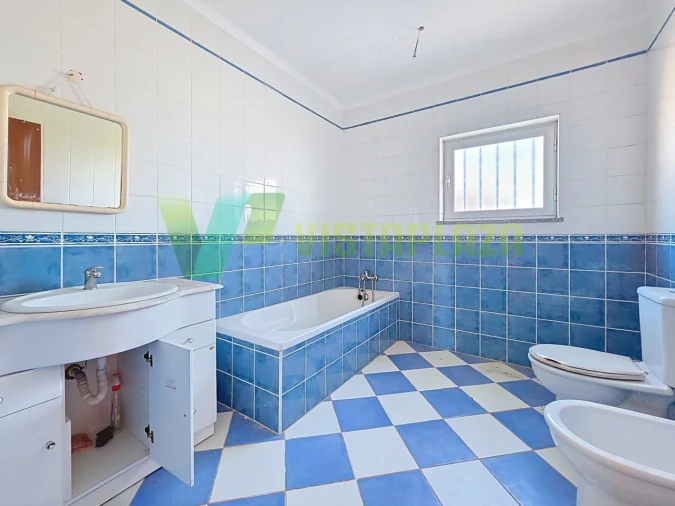 Moradia T5 para Venda em Estômbar e Parchal Foto 40