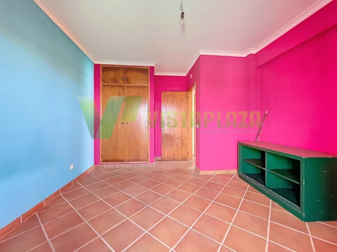 Moradia T5 para Venda em Estômbar e Parchal Foto 42