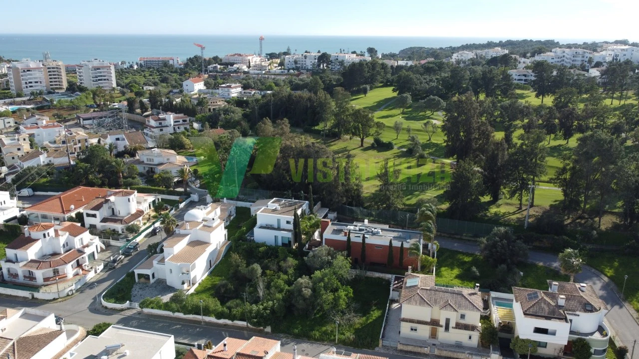 Terreno para Venda em Portimão Foto 3