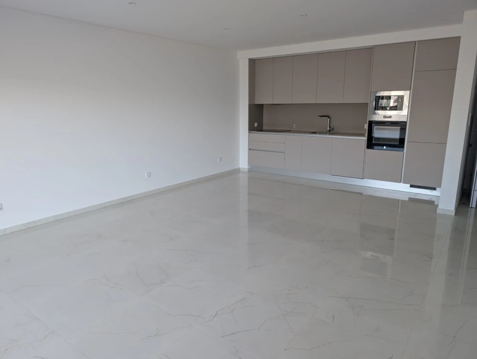 Apartamento T2 para Venda em Nazare Foto 5
