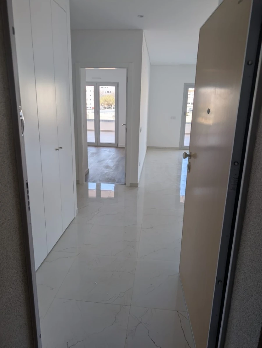 Apartamento T2 para Venda em Nazare Foto 2