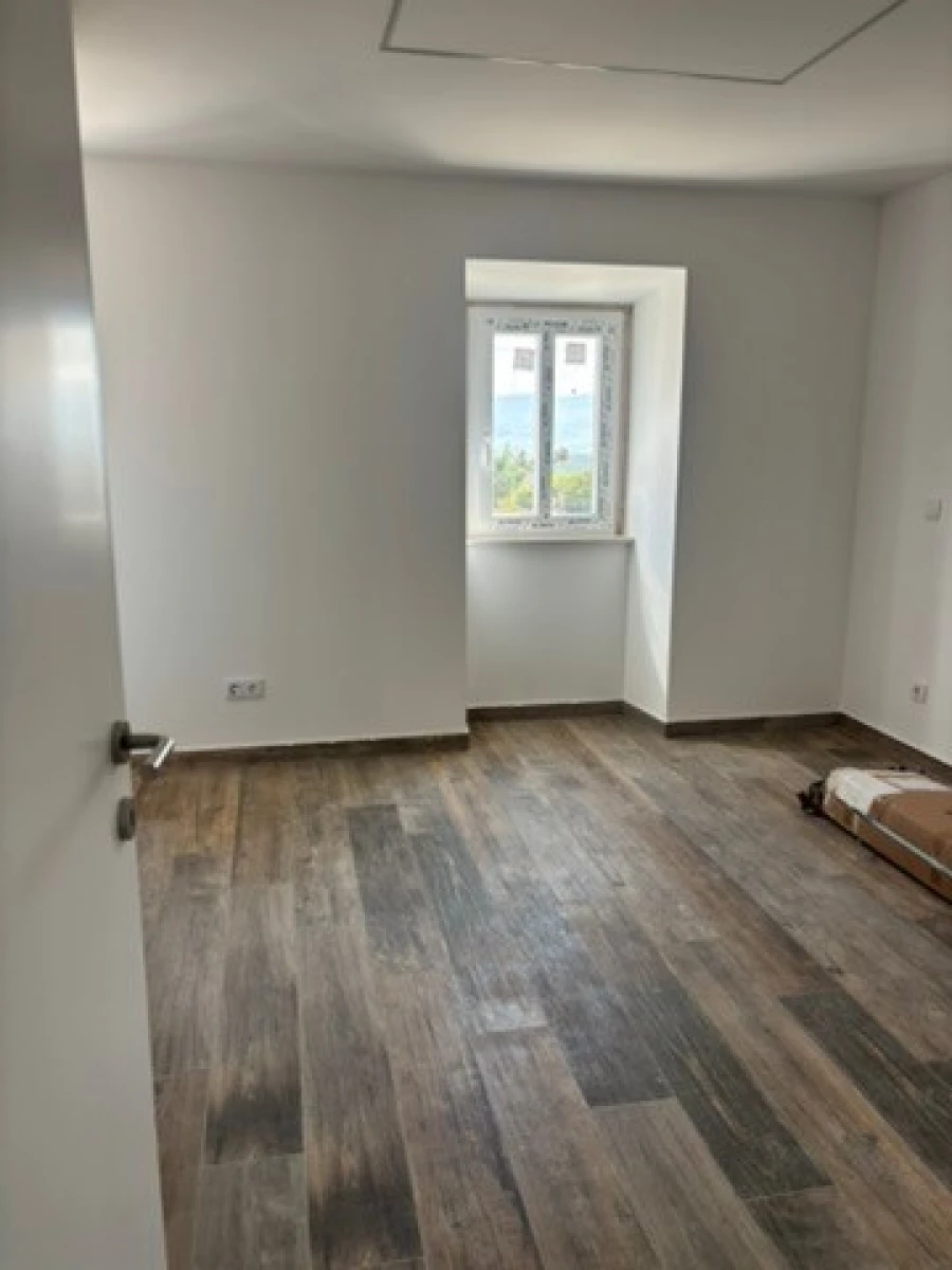 Apartamento T2 para Venda em Nazare Foto 8