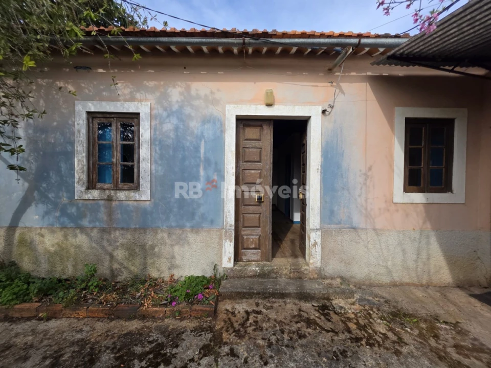 Quinta T3 para Venda em Chãos Foto 1