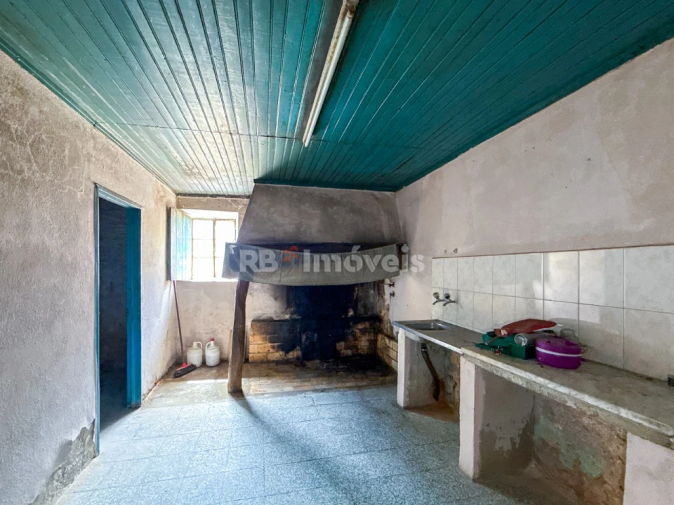 Quinta T3 para Venda em Chãos Foto 14