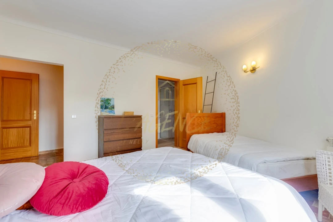 Apartamento T2 para Venda em Luz Foto 17