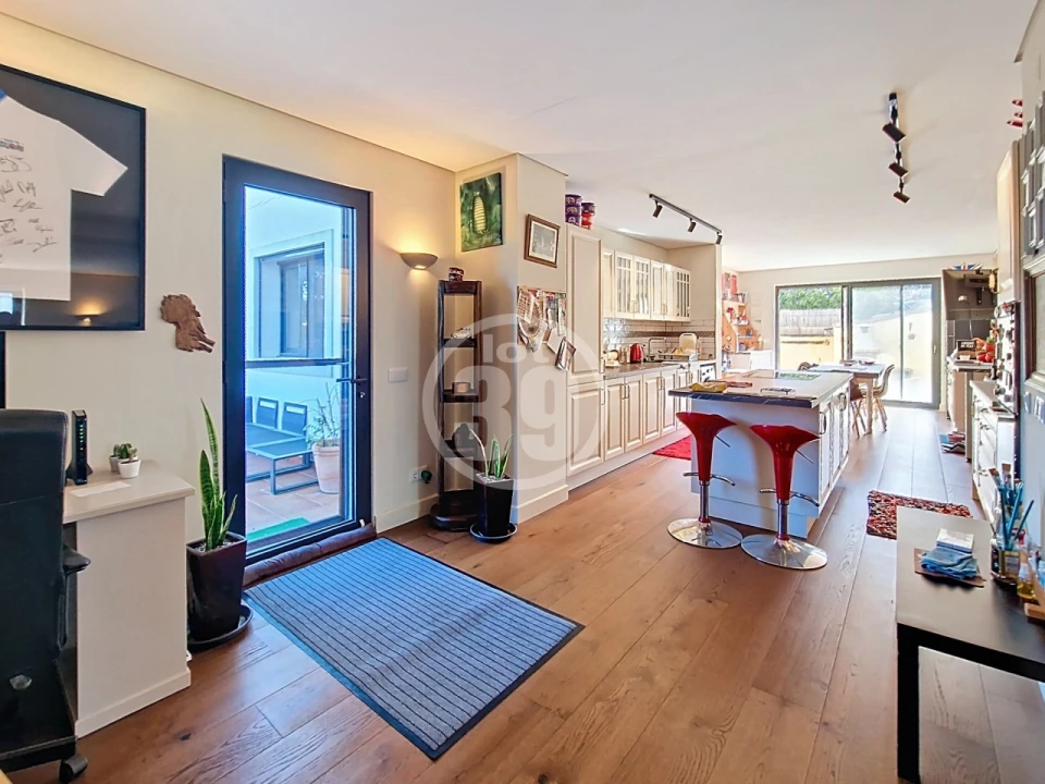 Moradia T2 para Venda em Salir Foto 5