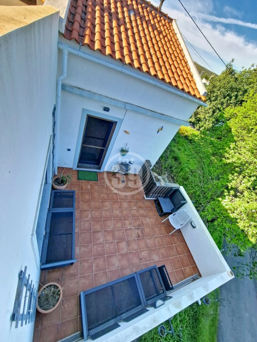 Moradia T2 para Venda em Salir Foto 8