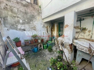 Prédio para Venda em Santo António
