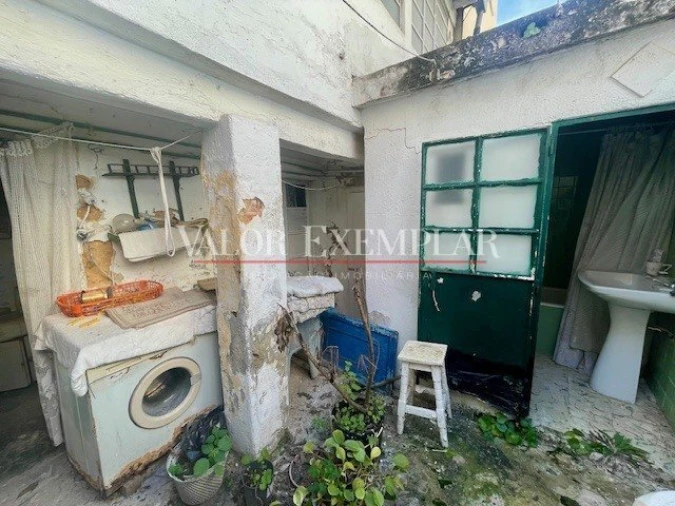 Prédio para Venda em Santo António Foto 13