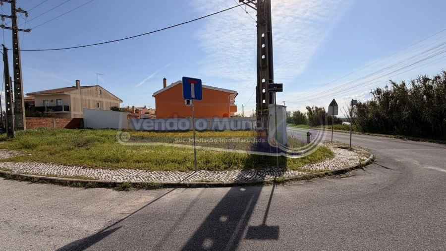 Terreno para Venda em Samora Correia Foto 8