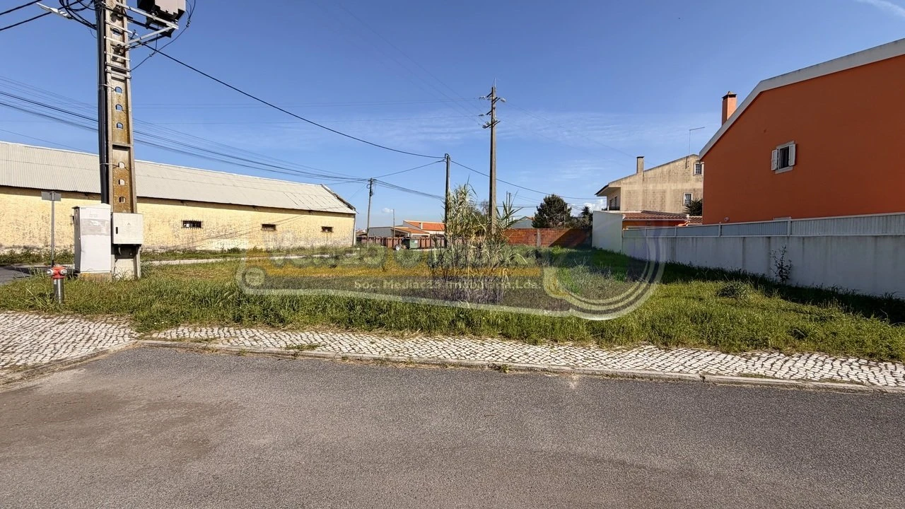 Terreno para Venda em Samora Correia Foto 7