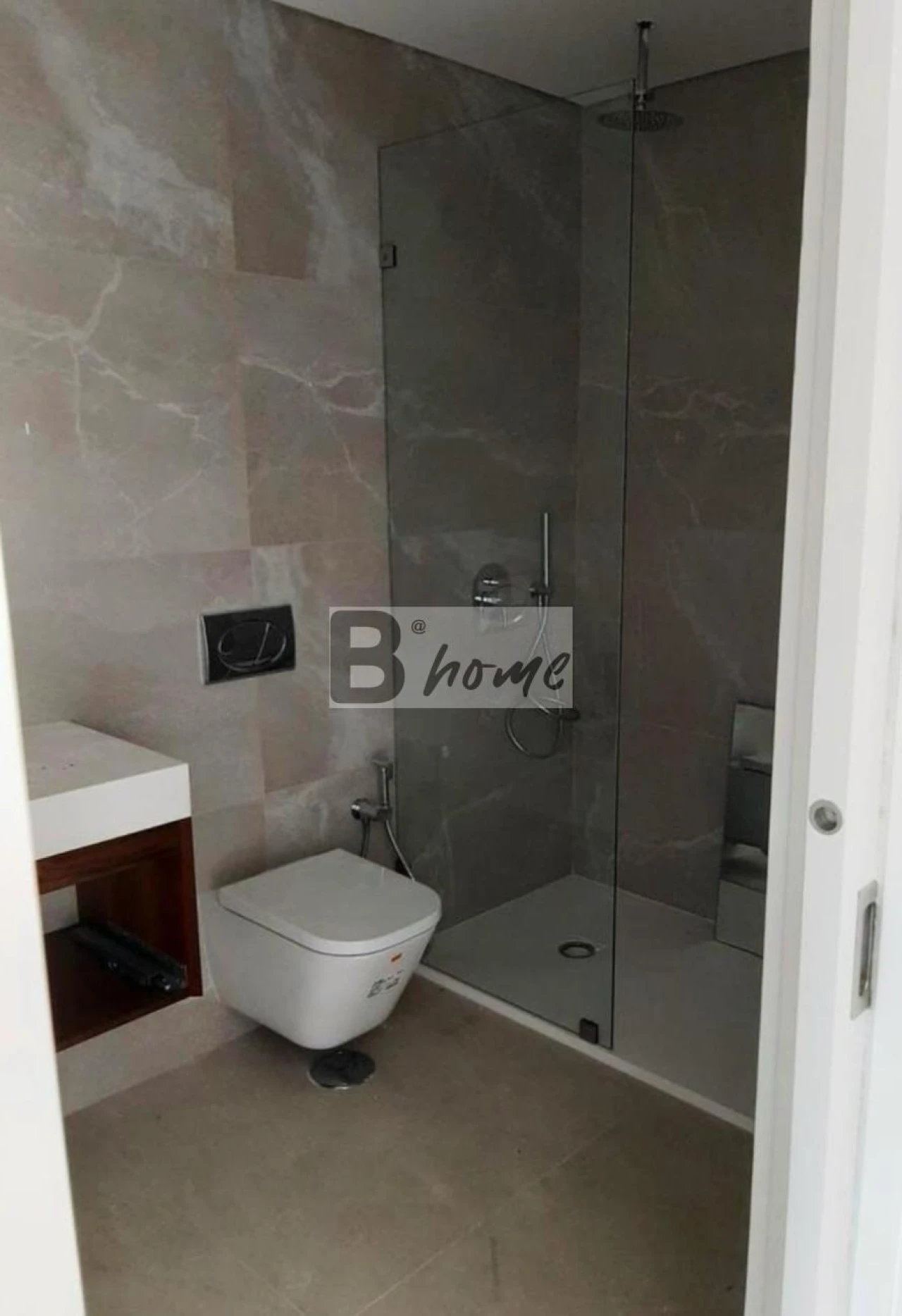 Apartamento T1 para Venda em Charneca de Caparica e Sobreda Foto 1