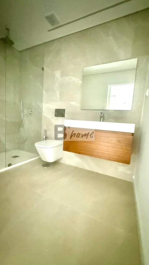 Apartamento T2 para Venda em Charneca de Caparica e Sobreda