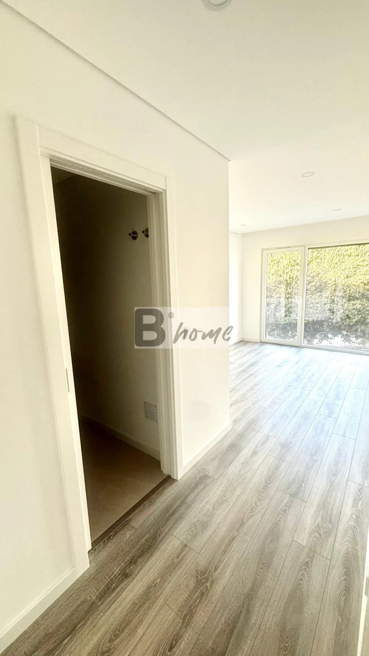 Apartamento T2 para Venda em Charneca de Caparica e Sobreda Foto 7