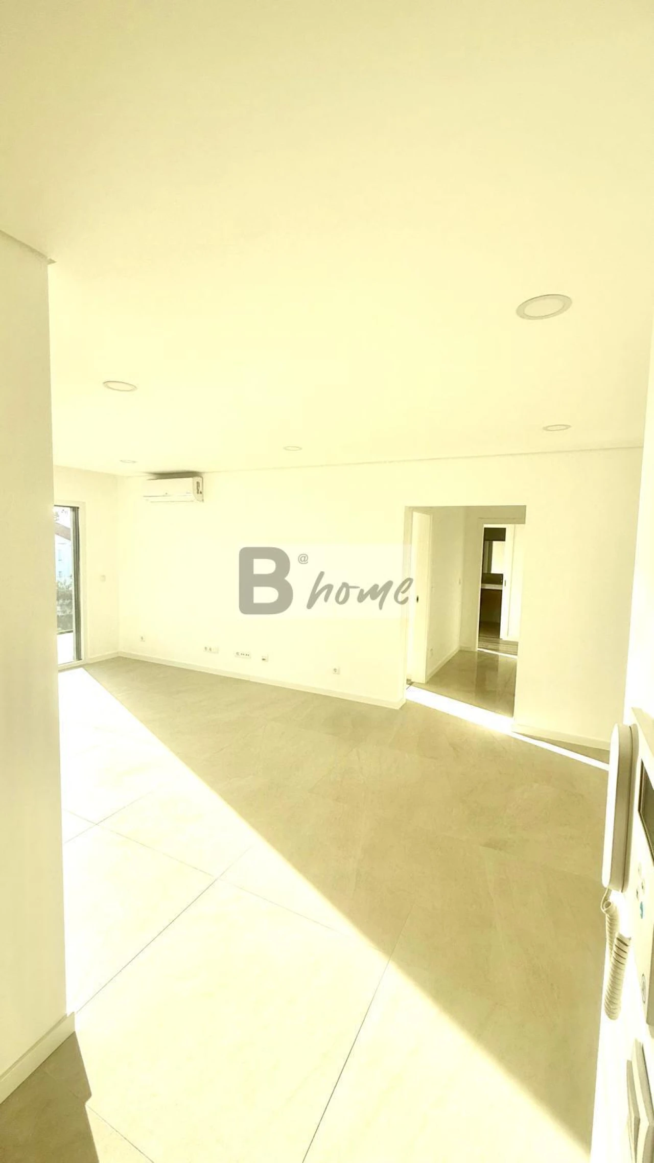 Apartamento T2 para Venda em Charneca de Caparica e Sobreda Foto 5