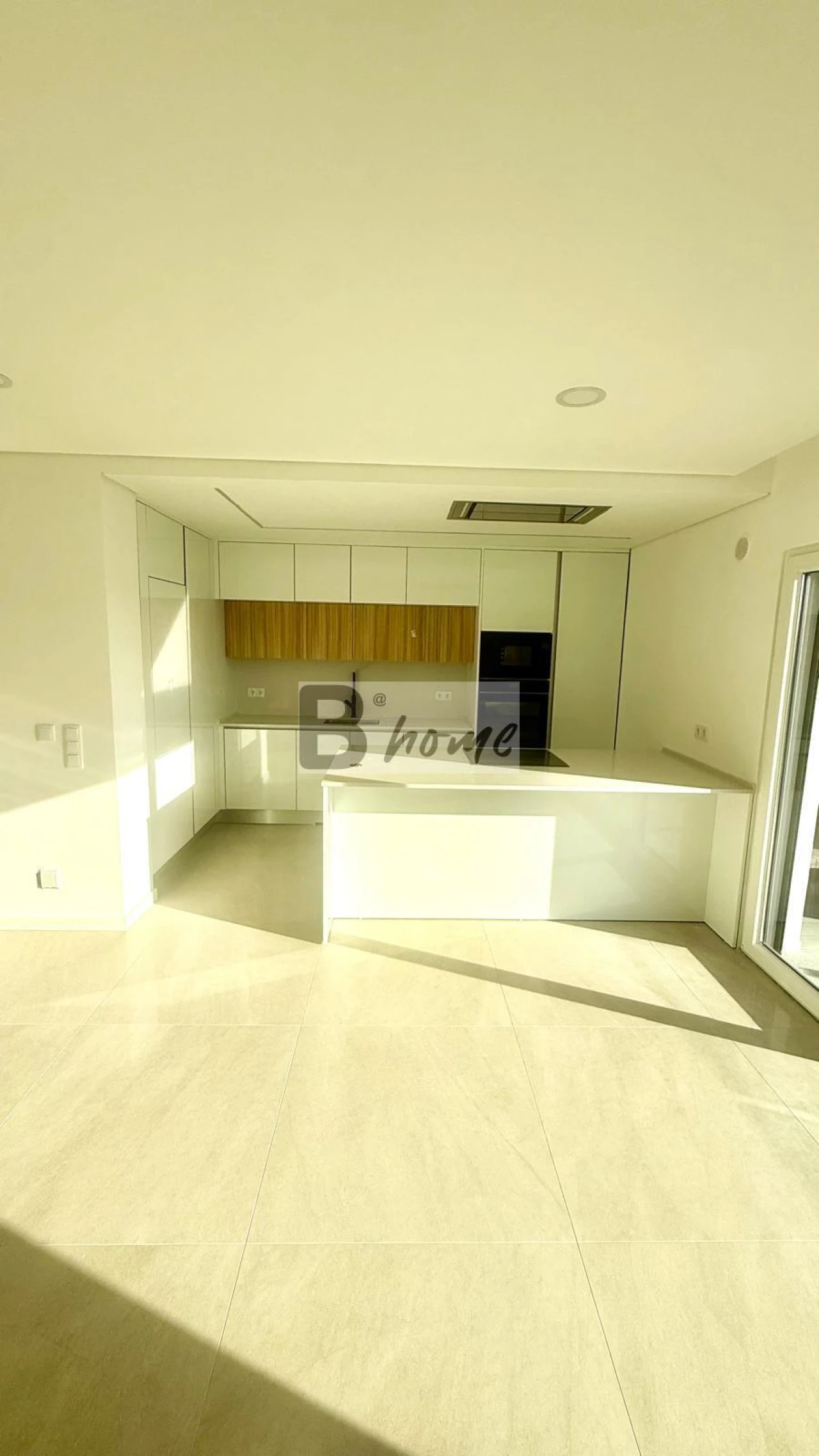 Apartamento T2 para Venda em Charneca de Caparica e Sobreda Foto 4