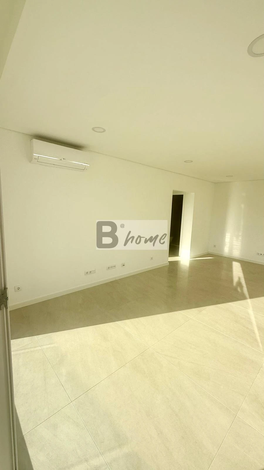 Apartamento T2 para Venda em Charneca de Caparica e Sobreda Foto 6