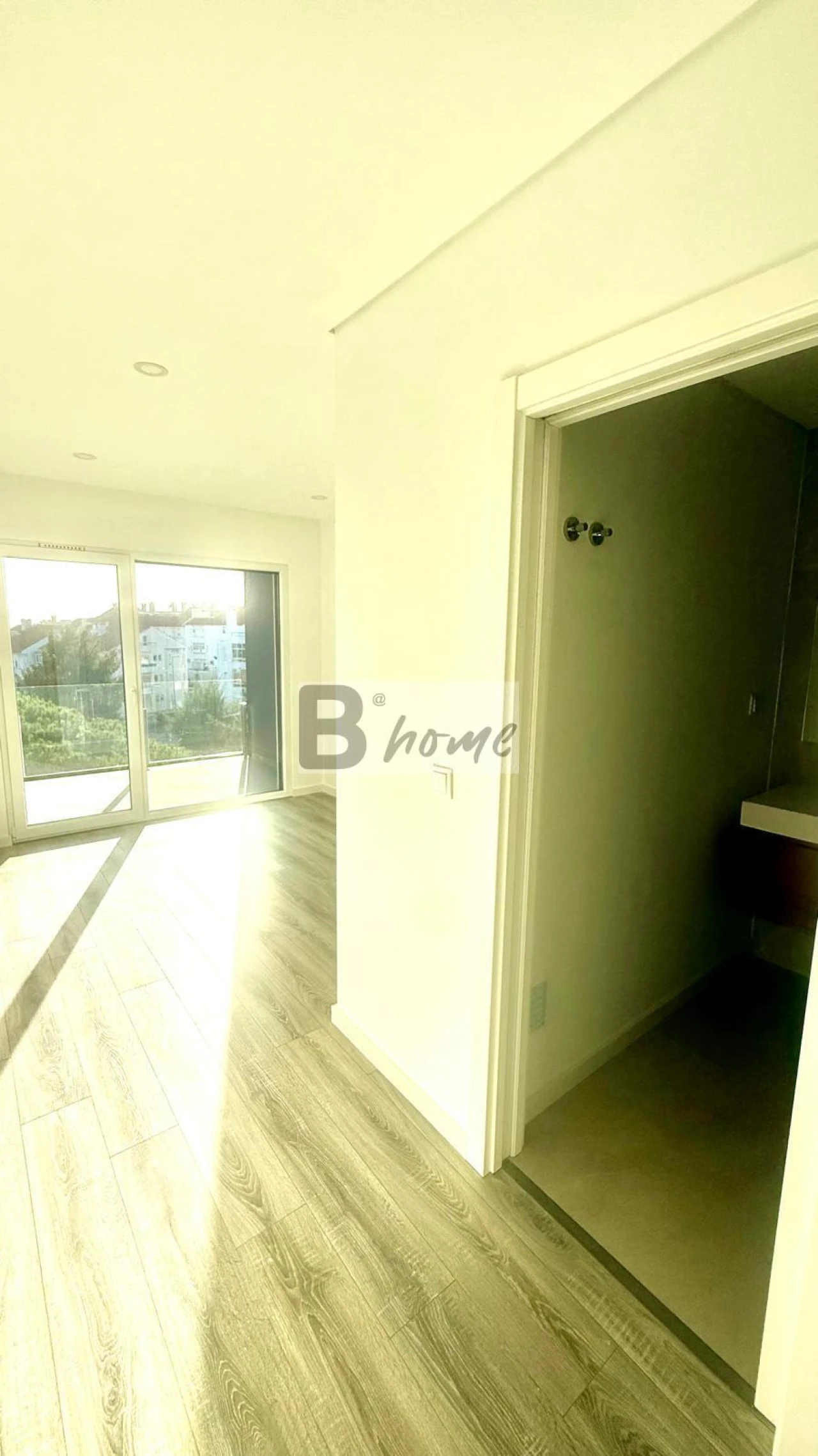 Apartamento T2 para Venda em Charneca de Caparica e Sobreda Foto 15