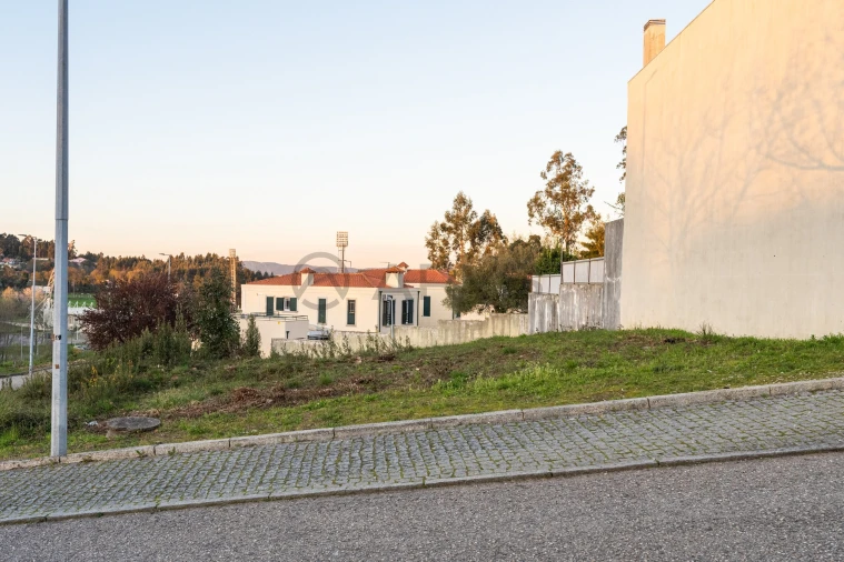 Terreno para Venda em Pedroso e Seixezelo Foto 18