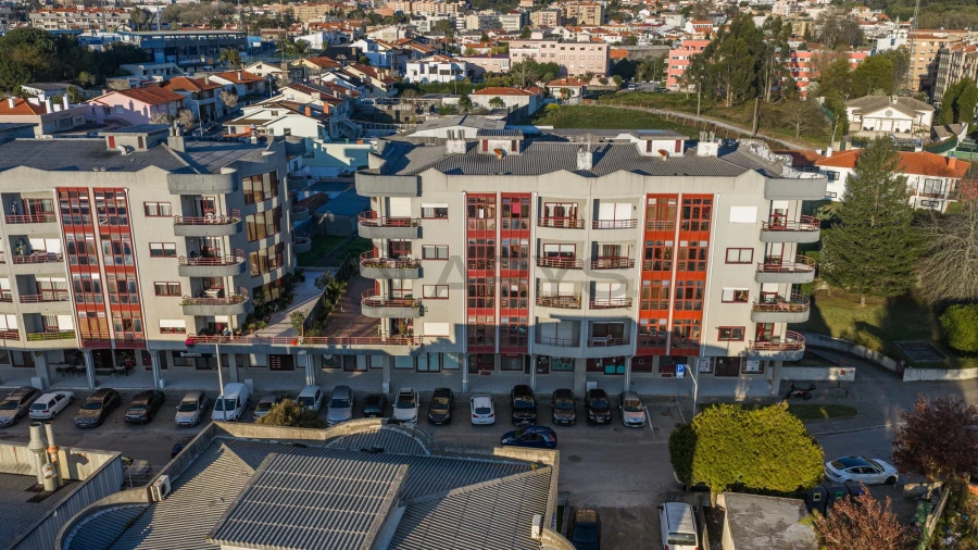 Loja para Venda em Canelas Foto 3