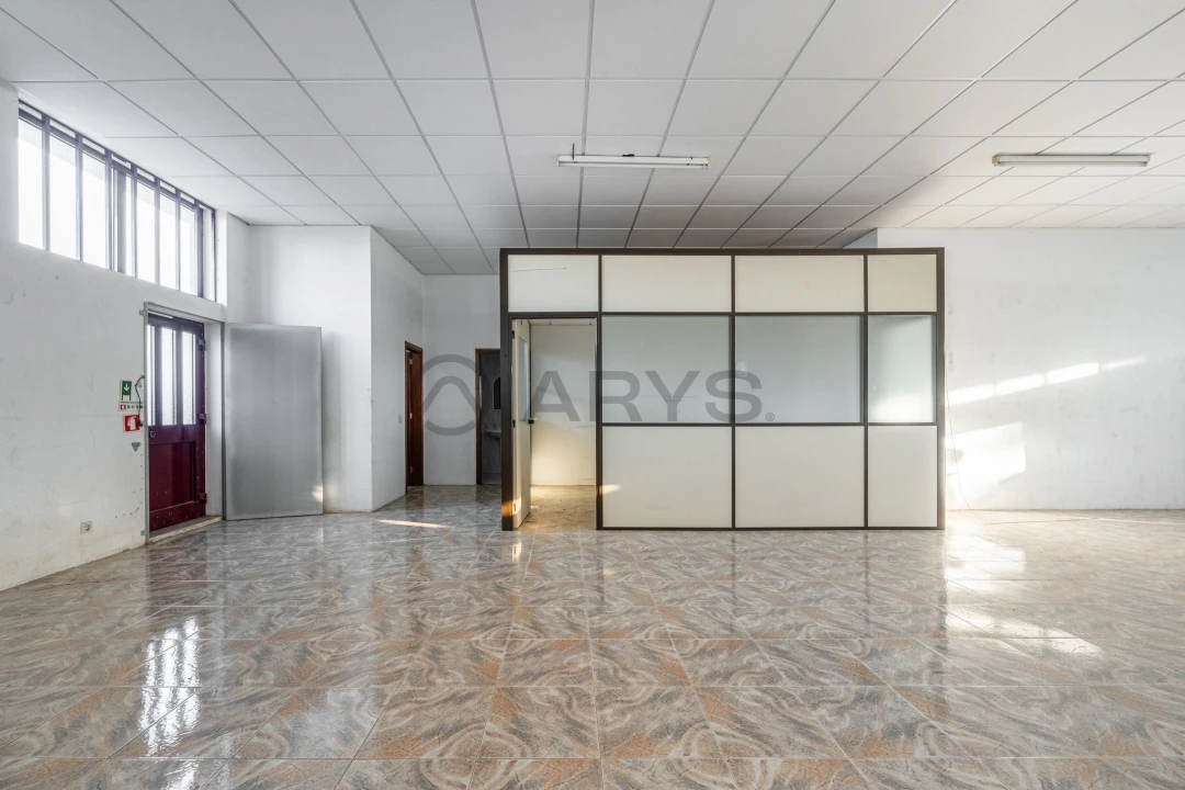 Loja para Venda em Canelas Foto 15