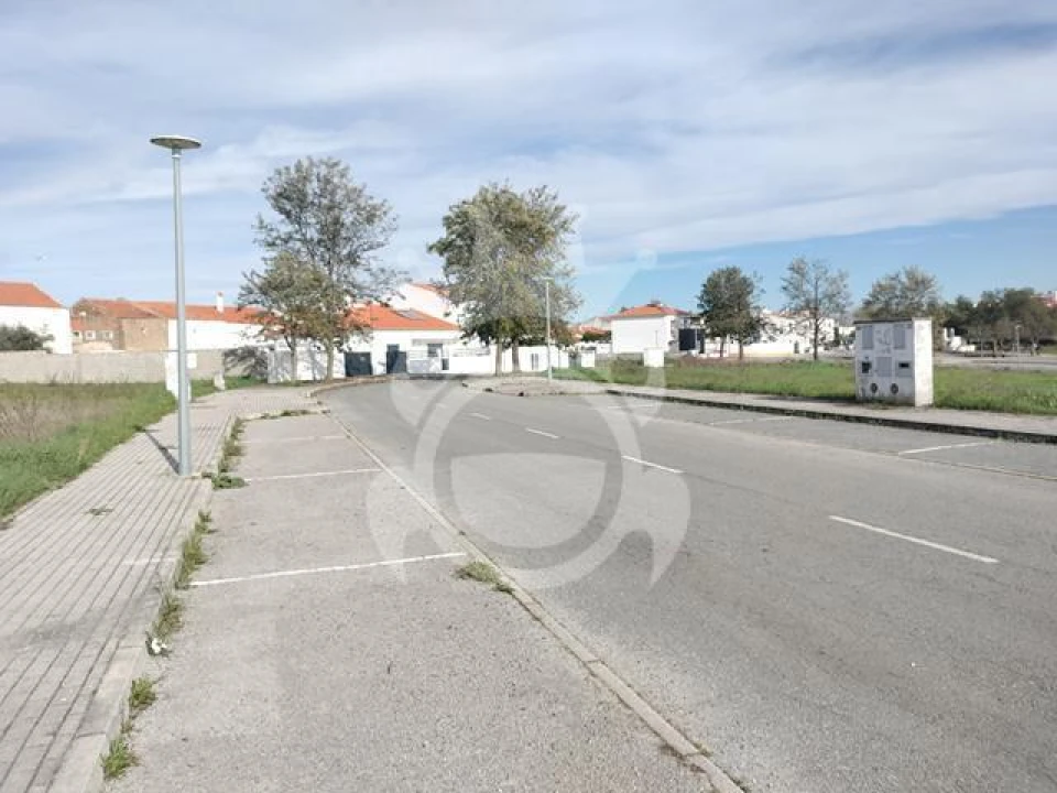 Terreno para Venda em Reguengos de Monsaraz Foto 3