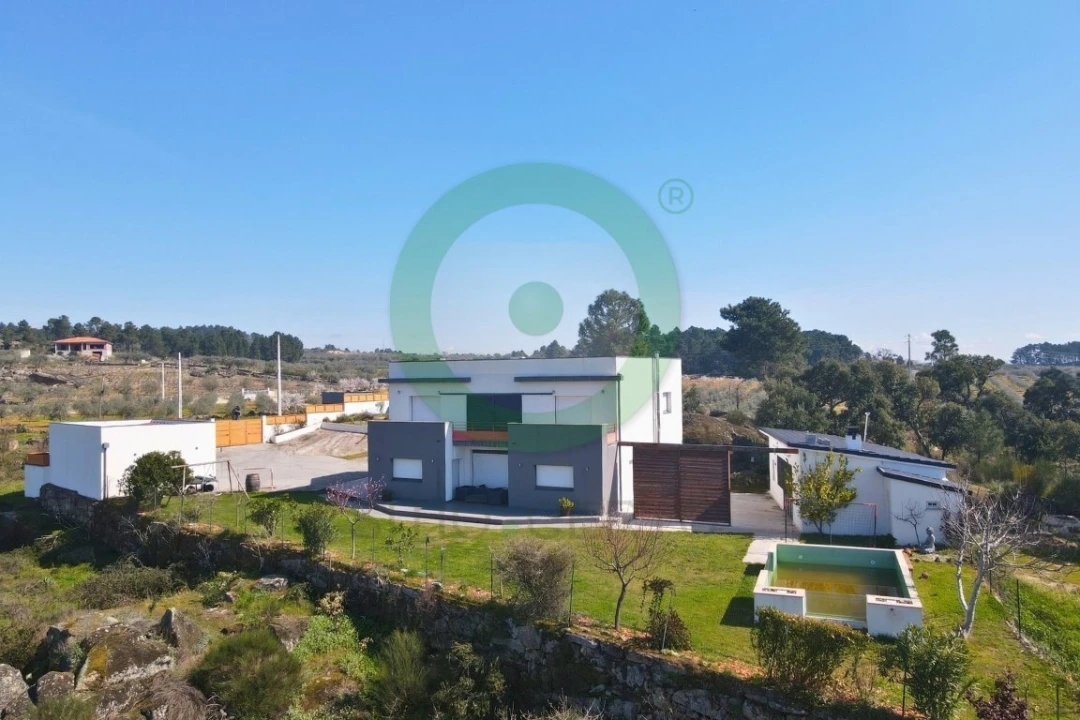 Moradia T3 para Venda em Valpaços e Sanfins Foto 1