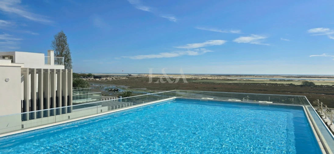 Apartamento T2 para Venda em Moncarapacho e Fuseta Foto 11