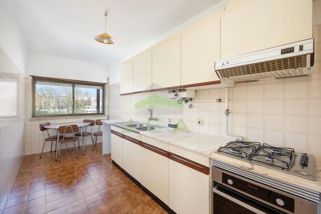 Apartamento T4 para Venda em Leiria, Pousos, Barreira e Cortes Foto 6