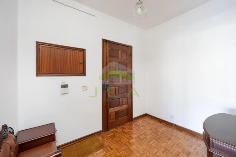 Apartamento T4 para Venda em Leiria, Pousos, Barreira e Cortes Foto 3