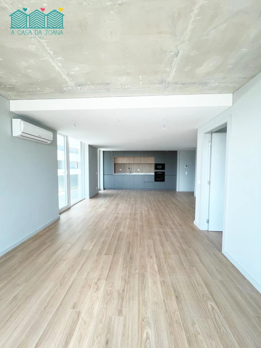 Apartamento T1 para Arrendamento em Glória e Vera Cruz Foto 5
