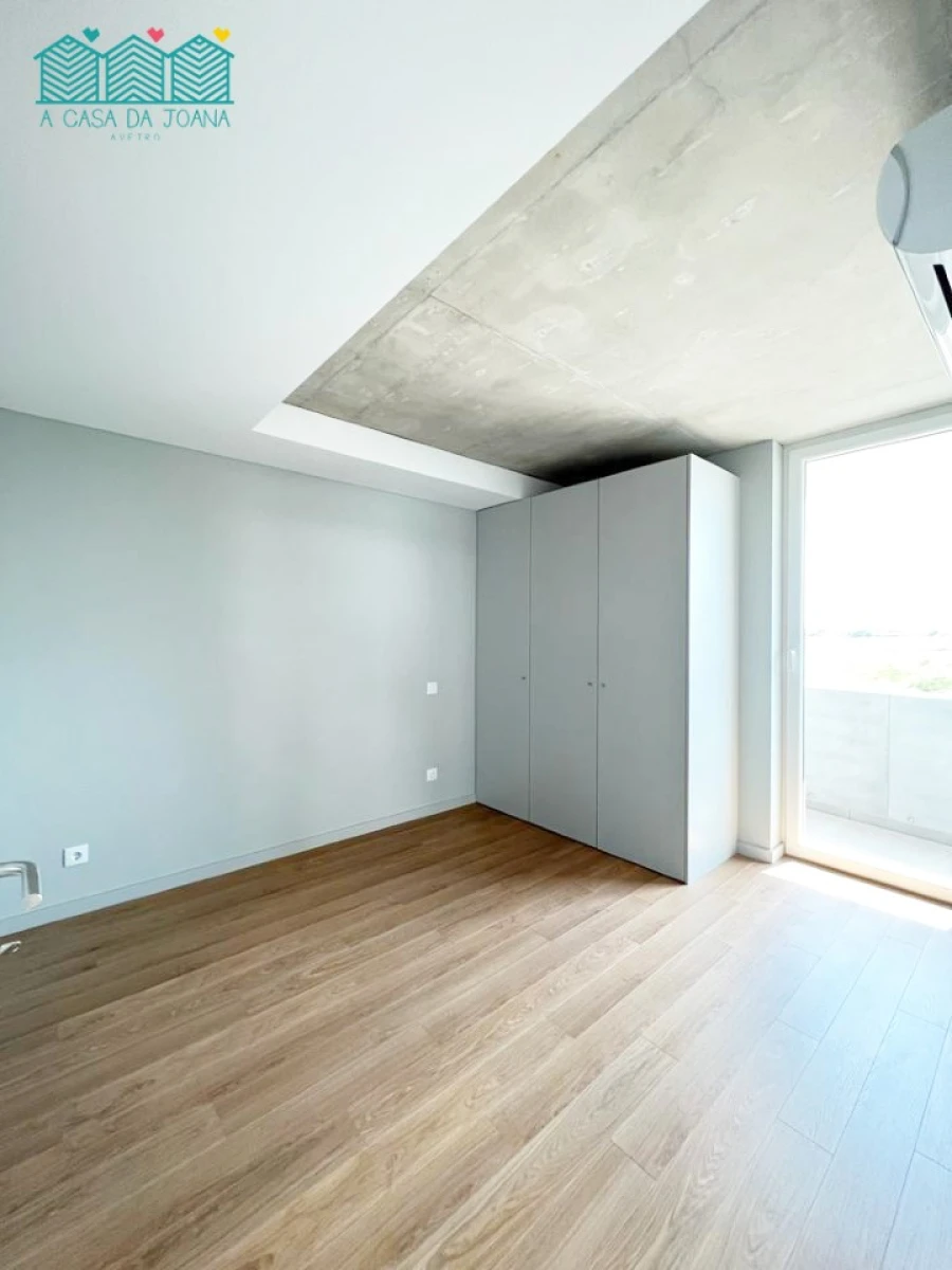 Apartamento T1 para Arrendamento em Glória e Vera Cruz Foto 12