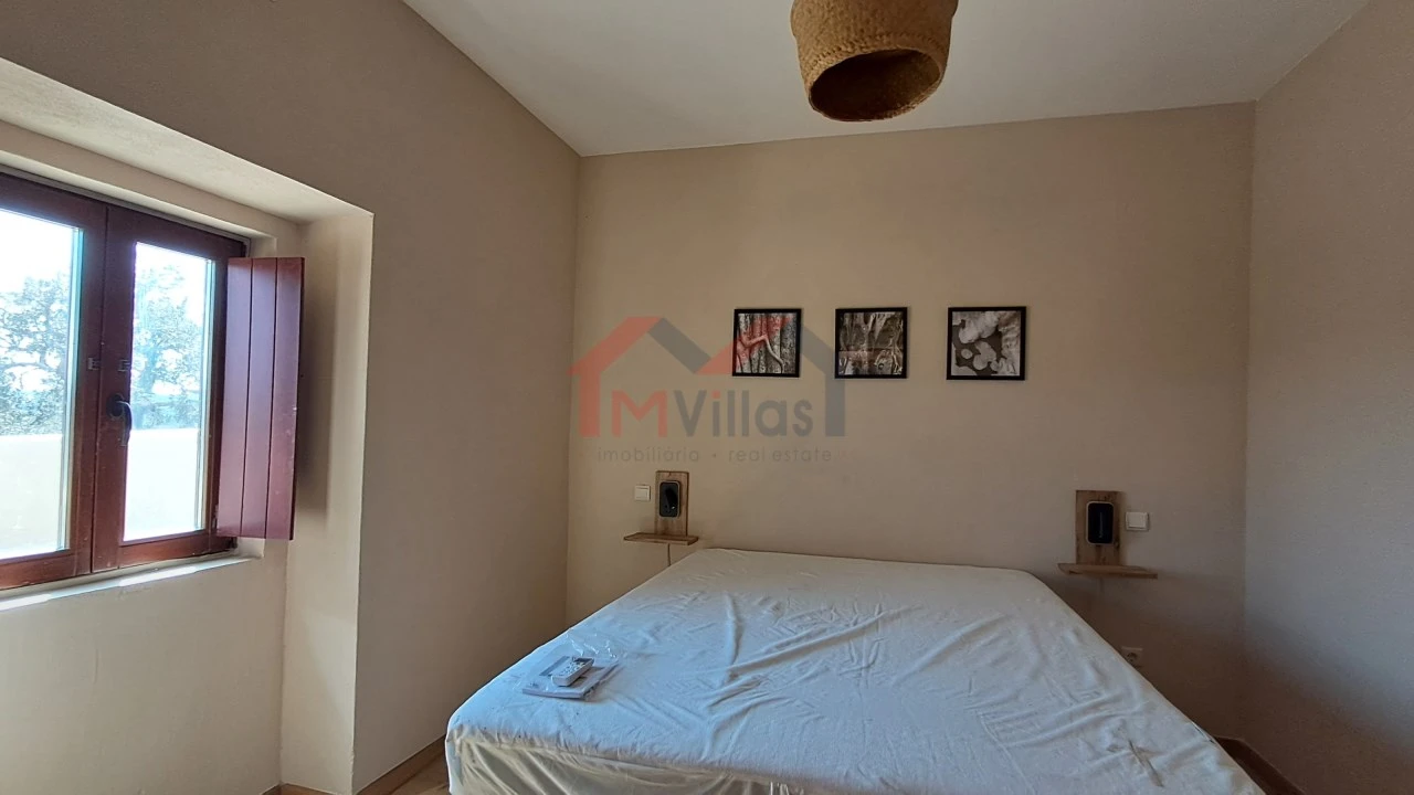 Moradia T2 para Venda em Salir Foto 10