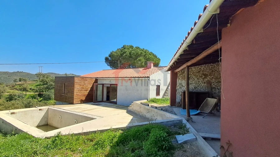 Moradia T2 para Venda em Salir