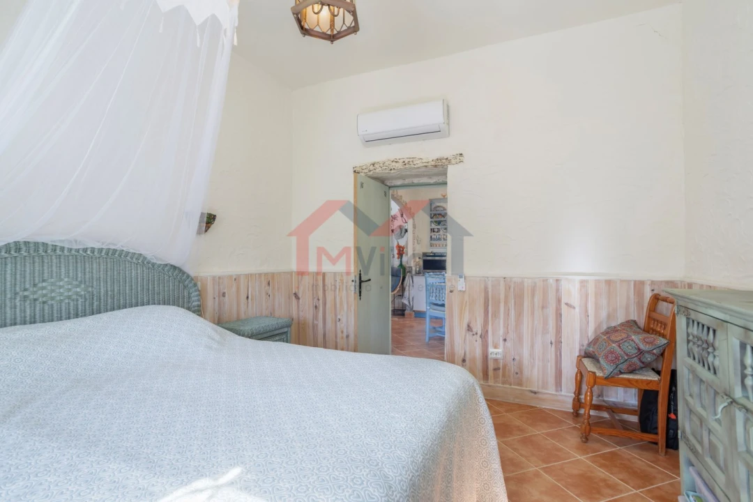 Moradia T3 para Venda em Querença, Tôr e Benafim Foto 11