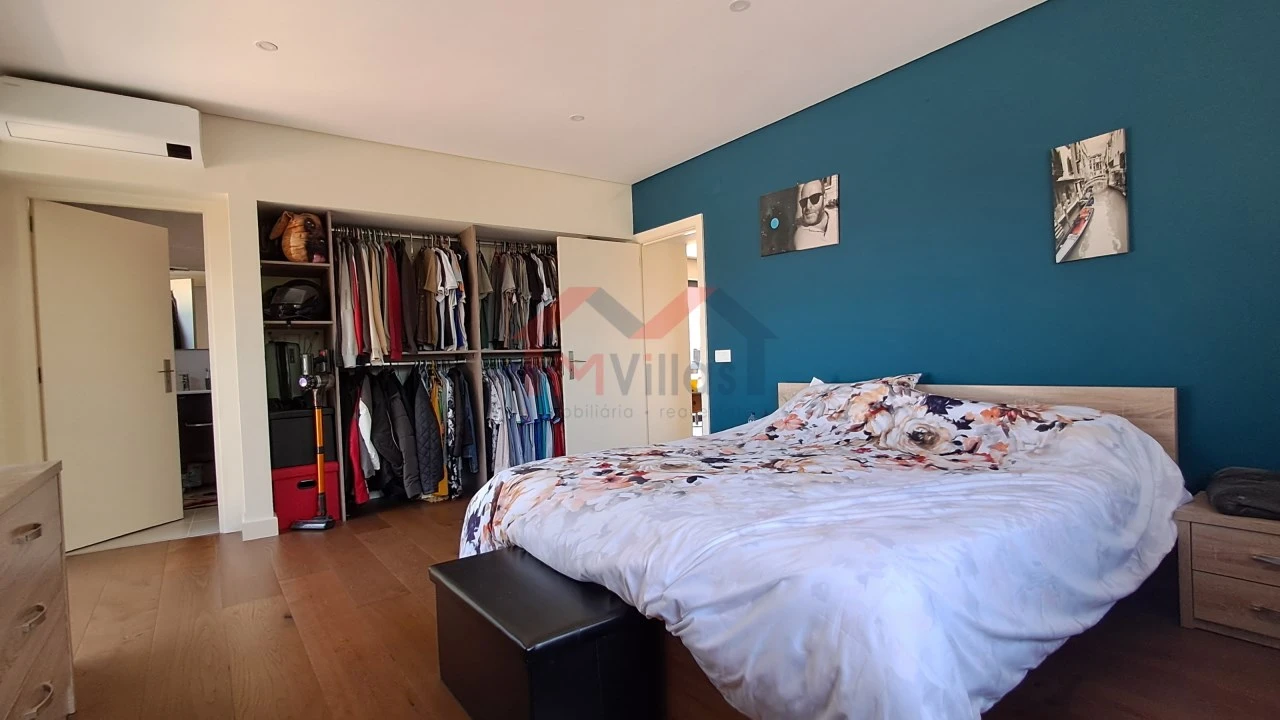 Moradia T2 para Venda em Salir Foto 16