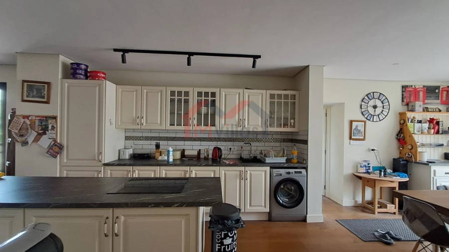 Moradia T2 para Venda em Salir Foto 12