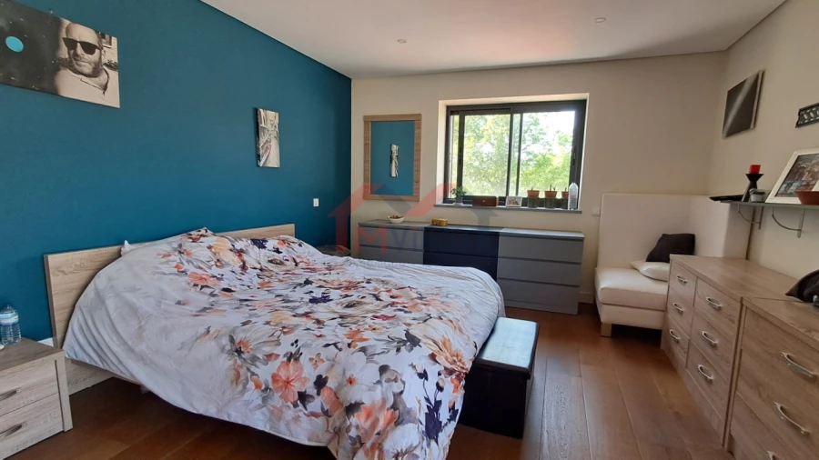 Moradia T2 para Venda em Salir Foto 15