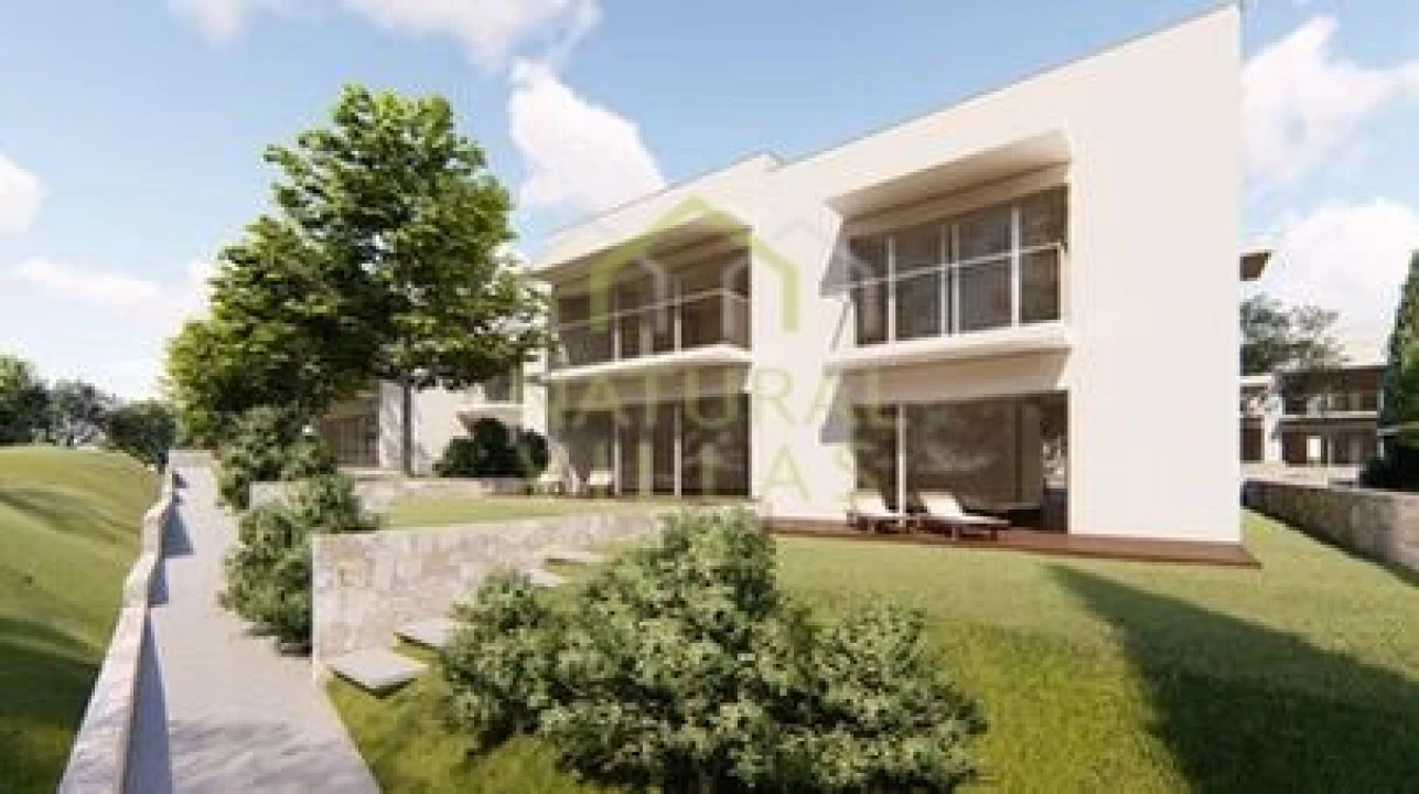 Terreno para Venda em Paderne Foto 2