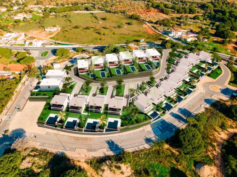 Terreno para Venda em Albufeira e Olhos de Água Foto 1