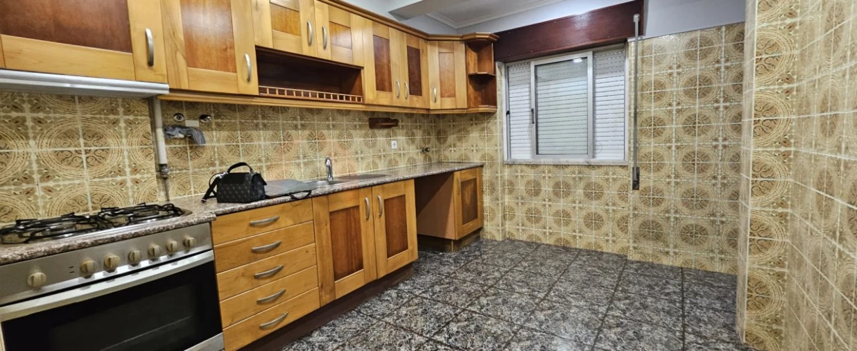 Apartamento T2 para Venda em Sado Foto 5