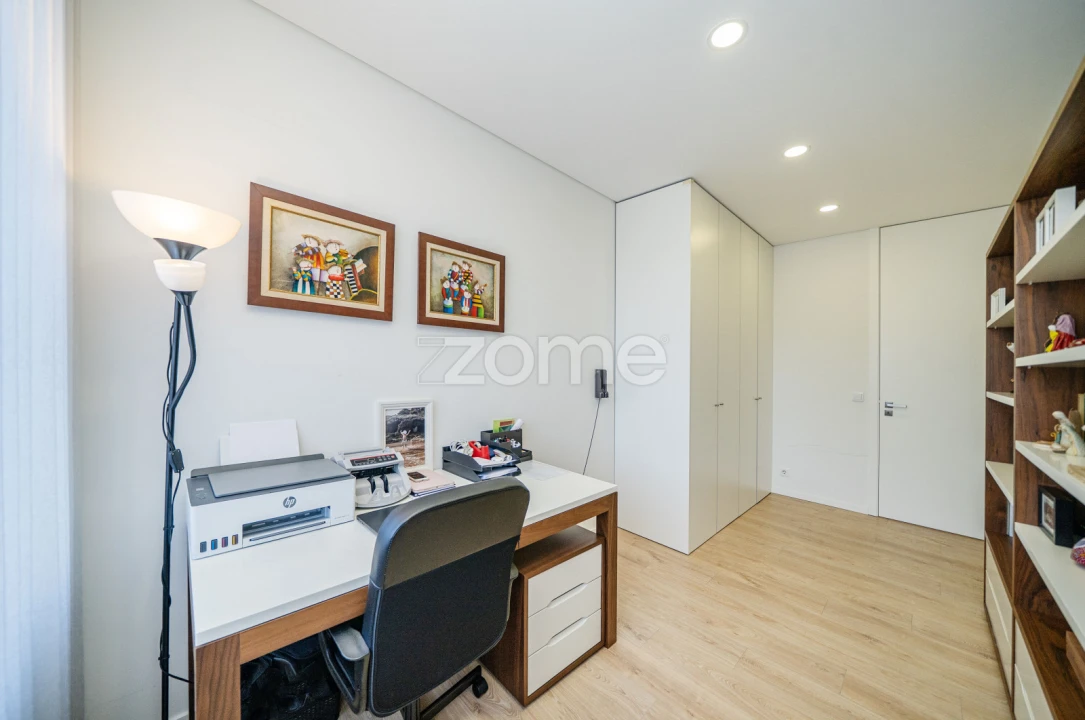 Moradia T3 para Venda em Oleiros Foto 28