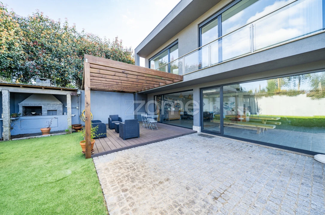 Moradia T3 para Venda em Oleiros Foto 53