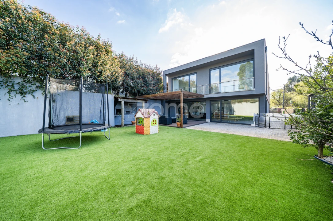 Moradia T3 para Venda em Oleiros Foto 56