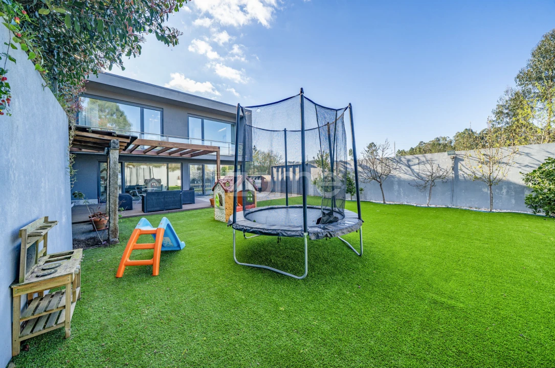 Moradia T3 para Venda em Oleiros Foto 57