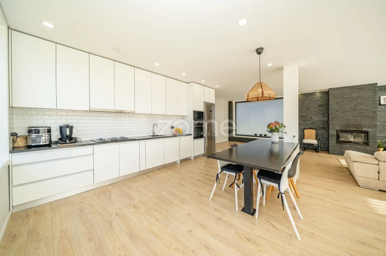 Moradia T3 para Venda em Oleiros Foto 14