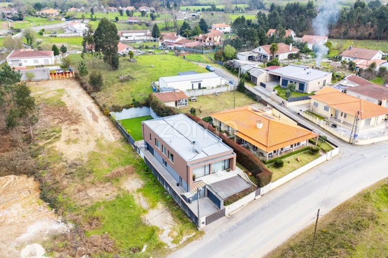 Moradia T3 para Venda em Oleiros Foto 64