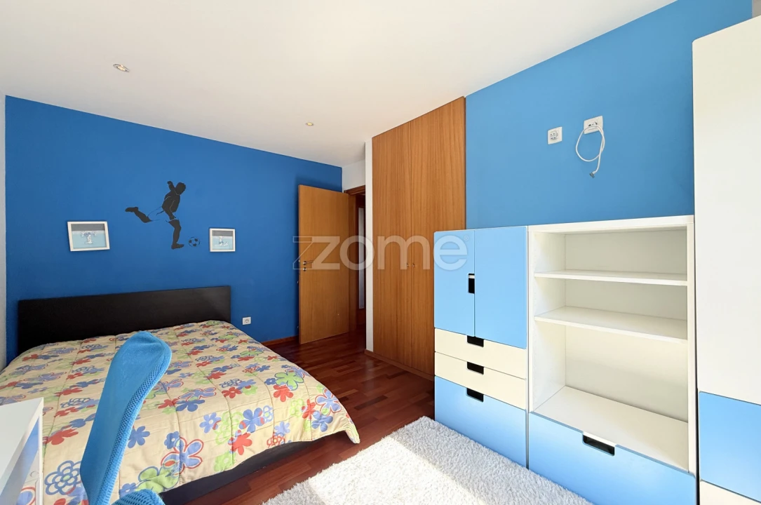 Apartamento T3 para Venda em Vilar de Pinheiro Foto 7