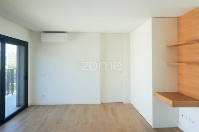 Apartamento T1 para Arrendamento em Paranhos